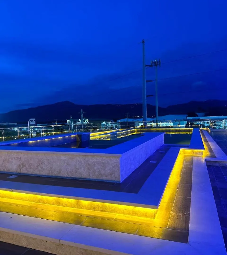 Lovera Hotel Сантьяго-де-лос-Кабальерос